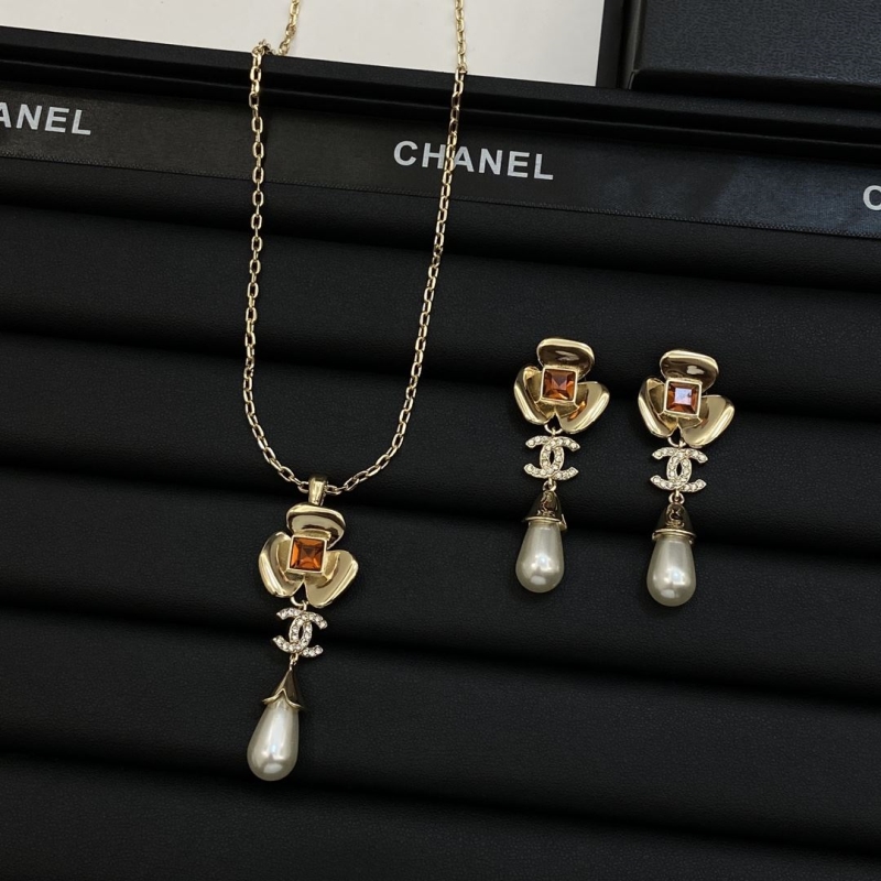 Chanel Necklaces